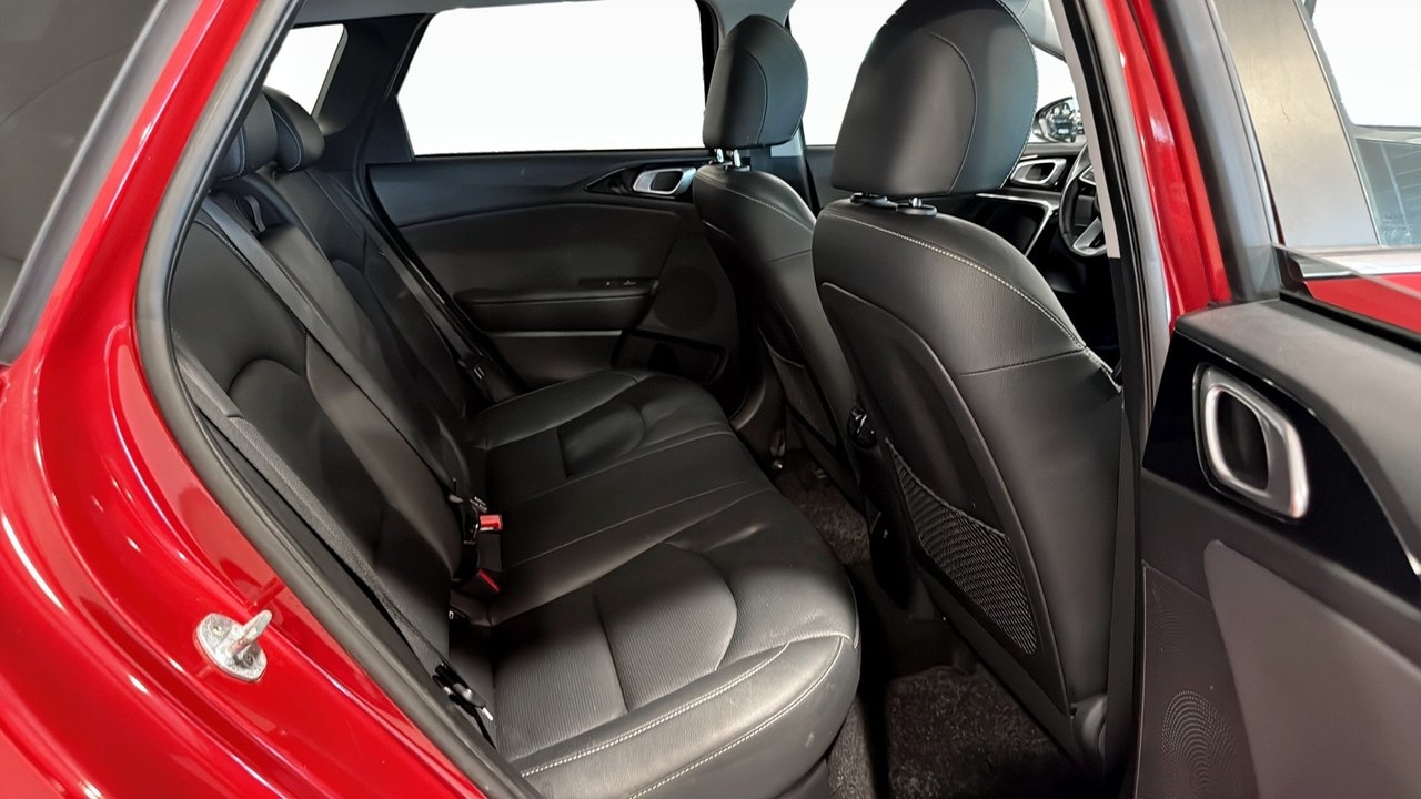 Kia Ceed Plug-in Hybrid 2023, bild 5/9