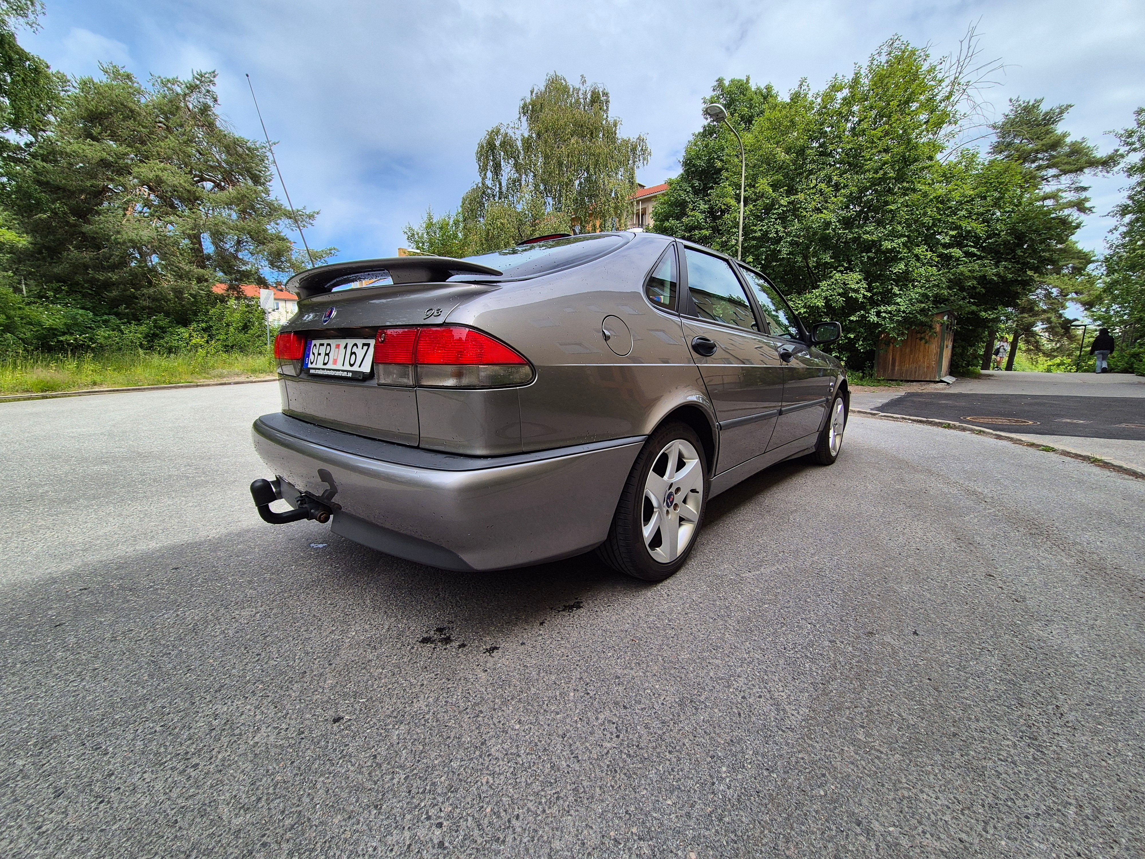 Saab 9-3 5-dörrar 2.0 Turbo Manuell 2001, bild 6/8