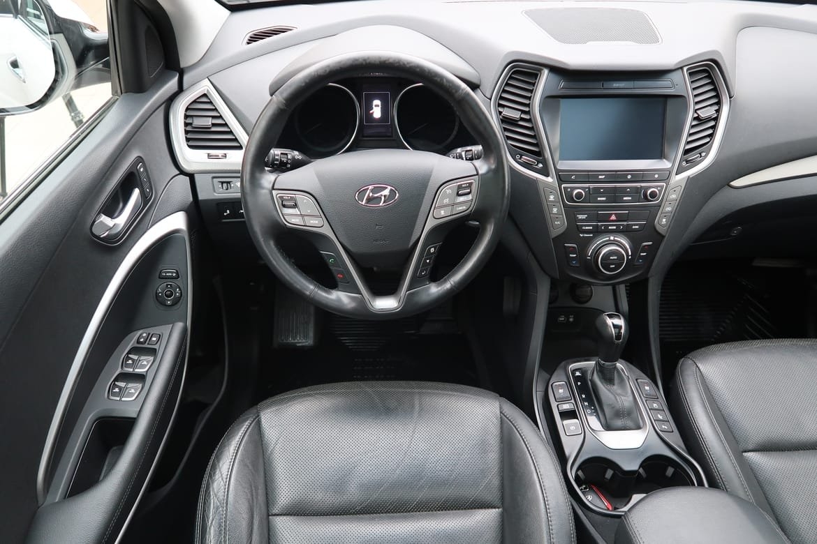 Hyundai Grand Santa Fe 2017, bild 4/16