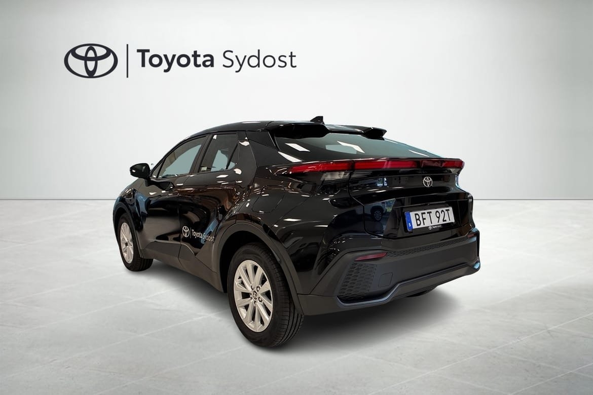 Toyota C-HR Hybrid 5d 2026, bild 2/18
