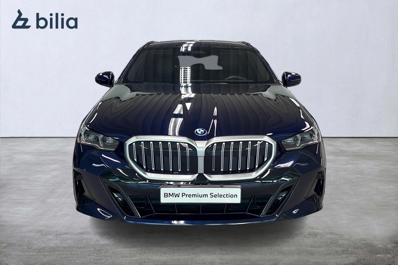 BMW 530 e xDrive Touring M-Sport 2026, bild 5/10