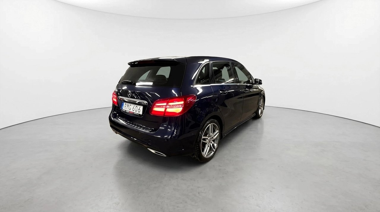 Mercedes-Benz B 200 d AMG 7G 136hk 2018, bild 4/24