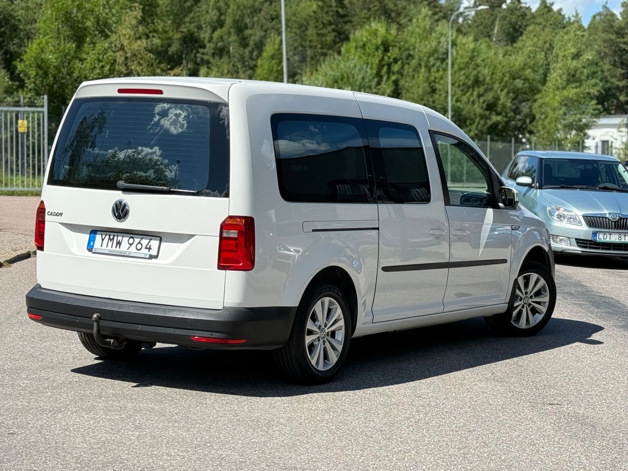 Volkswagen Caddy Maxi 2018, bild 6/10