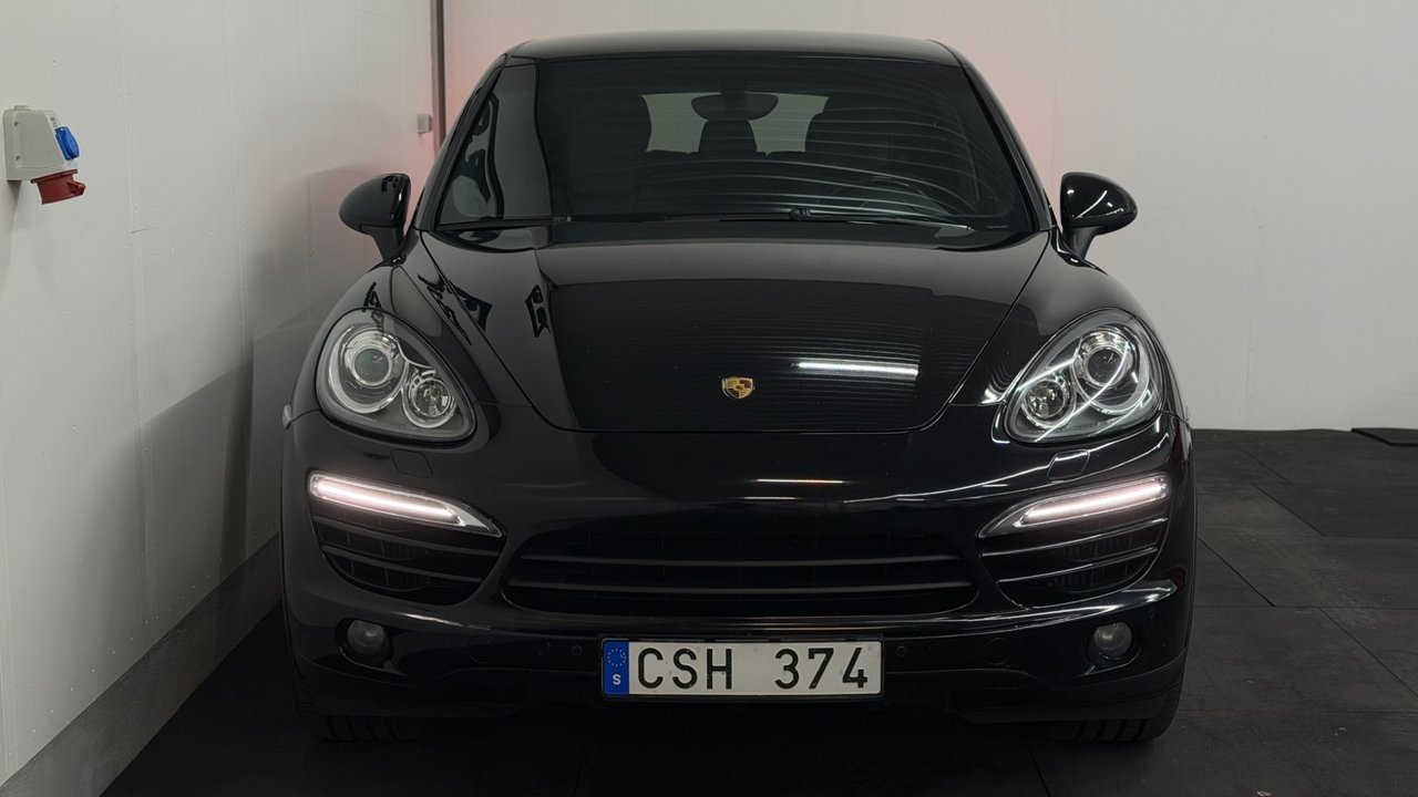 Porsche Cayenne 2011, kuva 3/10