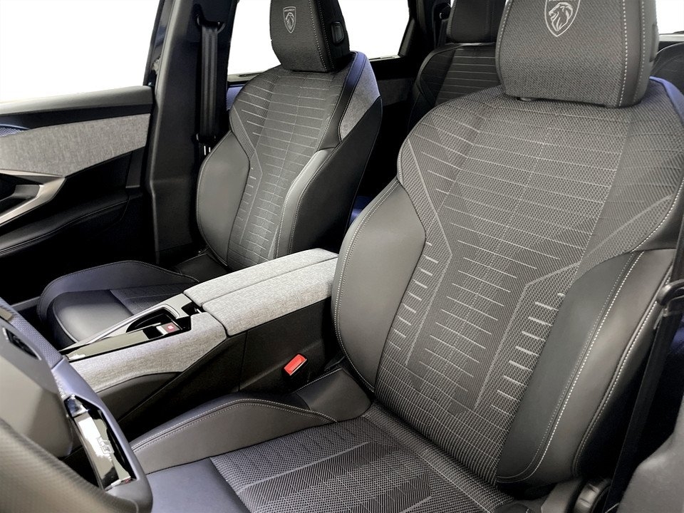 Peugeot 5008 GT Hybrid 145hk Aut 2025, bild 5/10