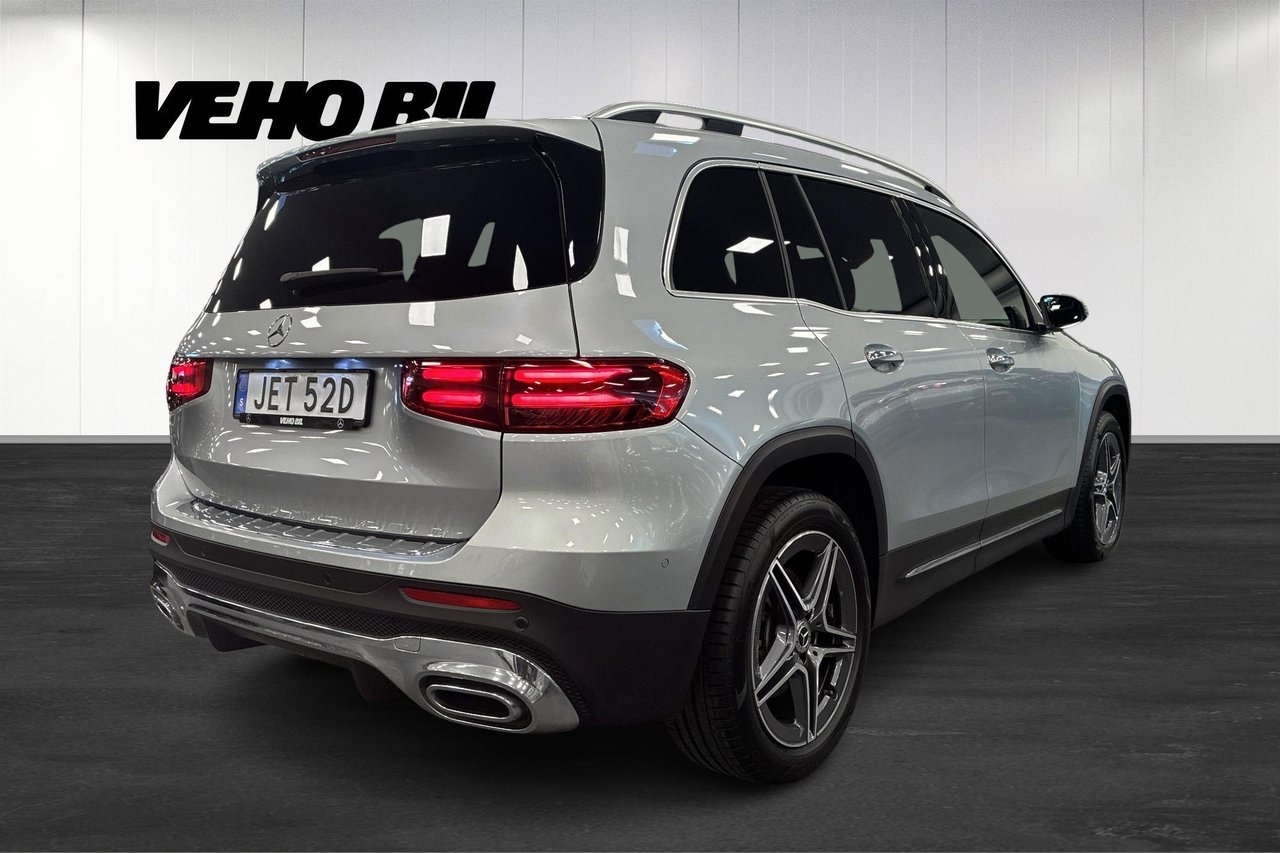 Mercedes-Benz GLB 2025, photo 3/26