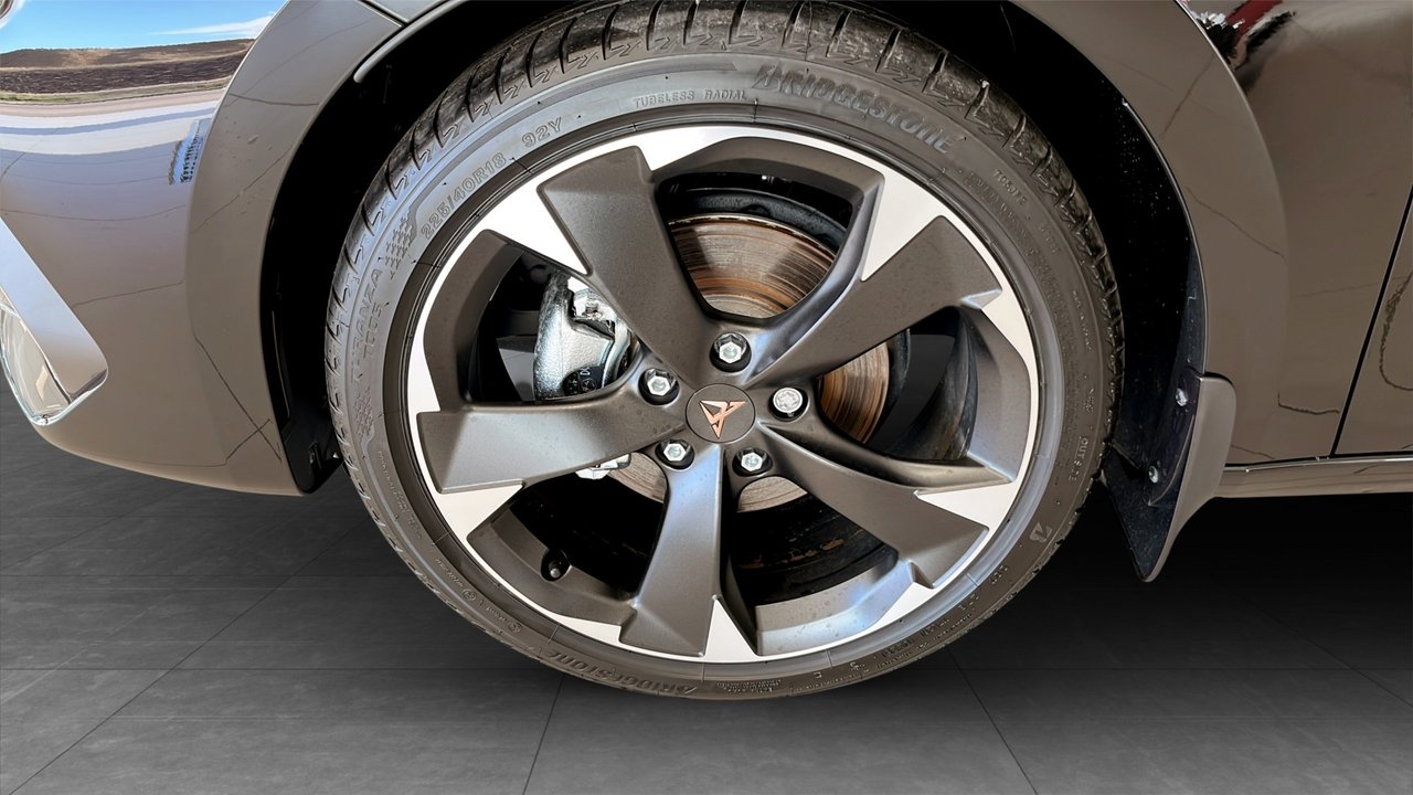 Cupra Leon eTSI 150hk DSG 2025, bild 6/14
