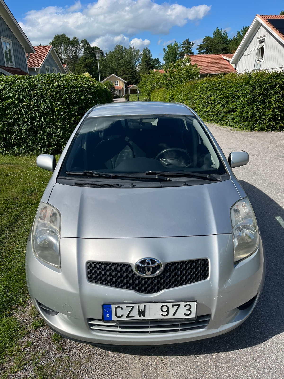 Toyota Yaris 5-dörrar 1.3 VVT-i Manuell 2006, bild 2/7