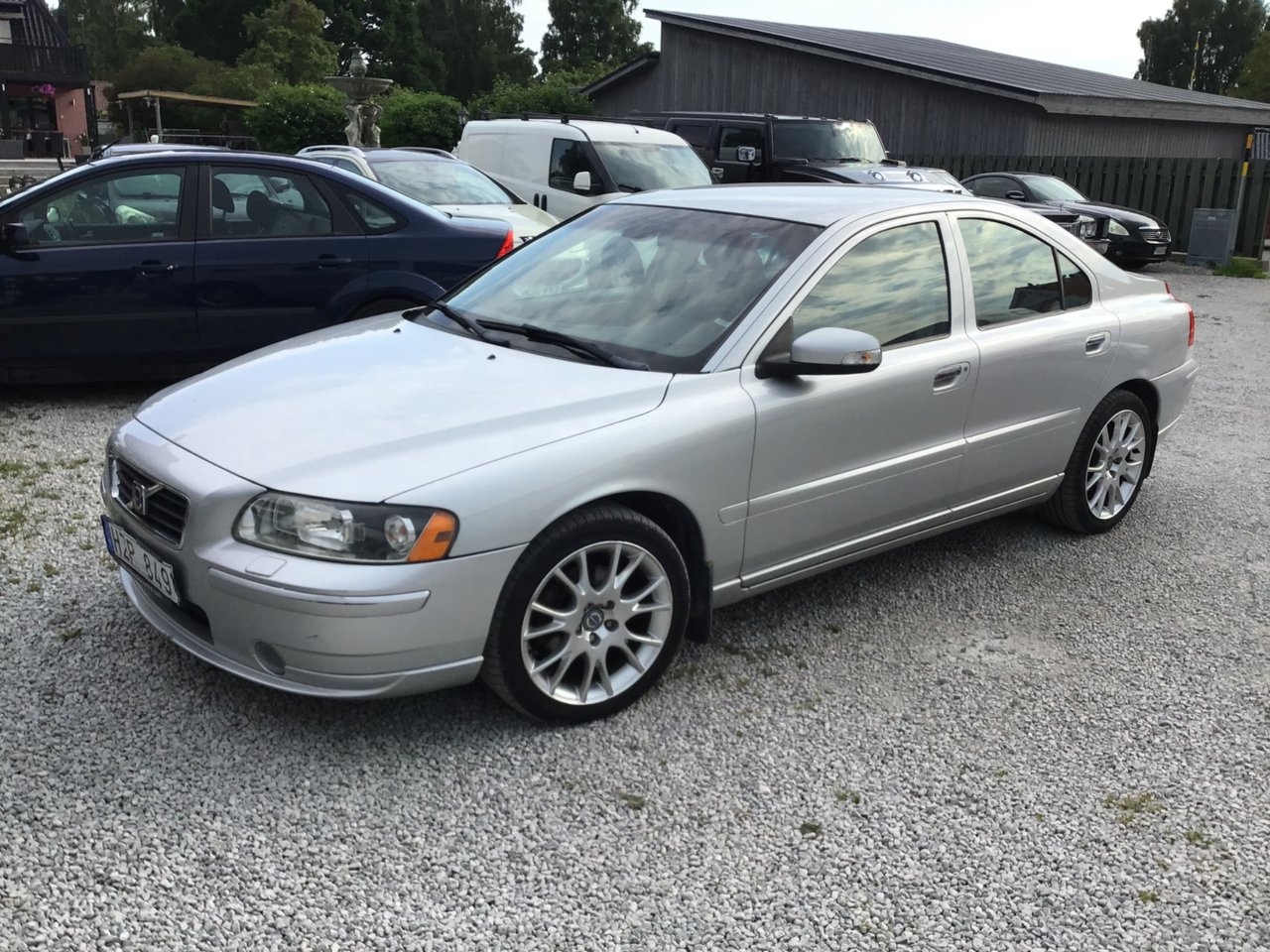 Volvo S60 2.4D Euro 4 2009, bild 4/10
