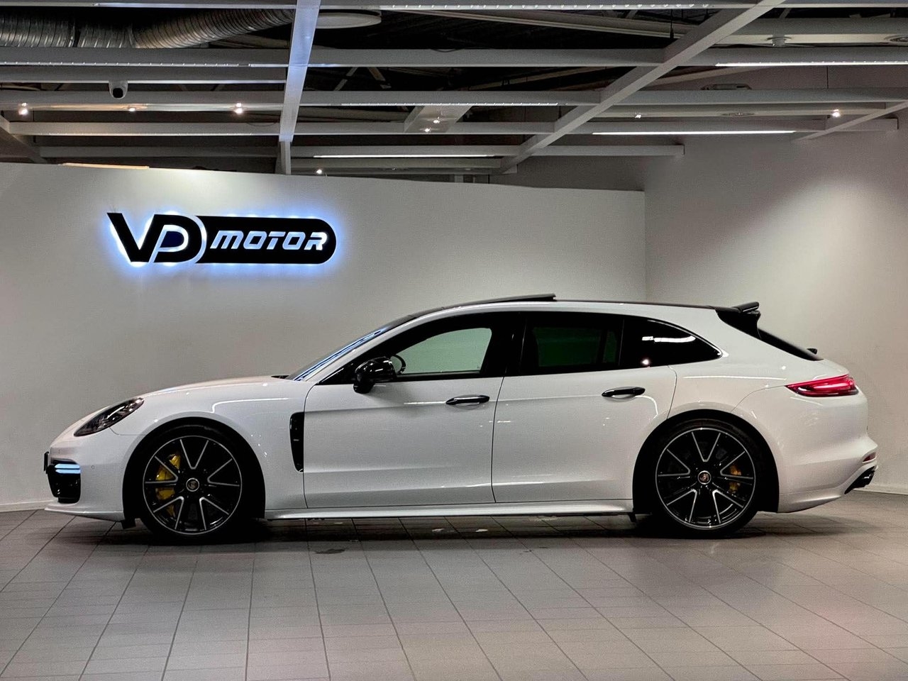 Porsche Panamera 2018, bild 2/26