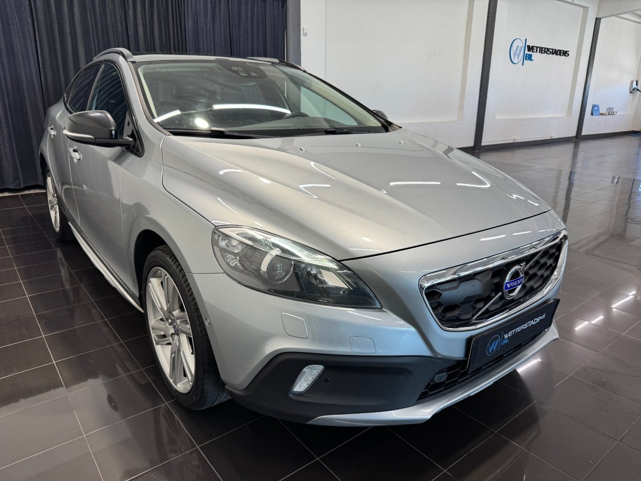 Volvo V40 Cross Country 2015, photo 5/10