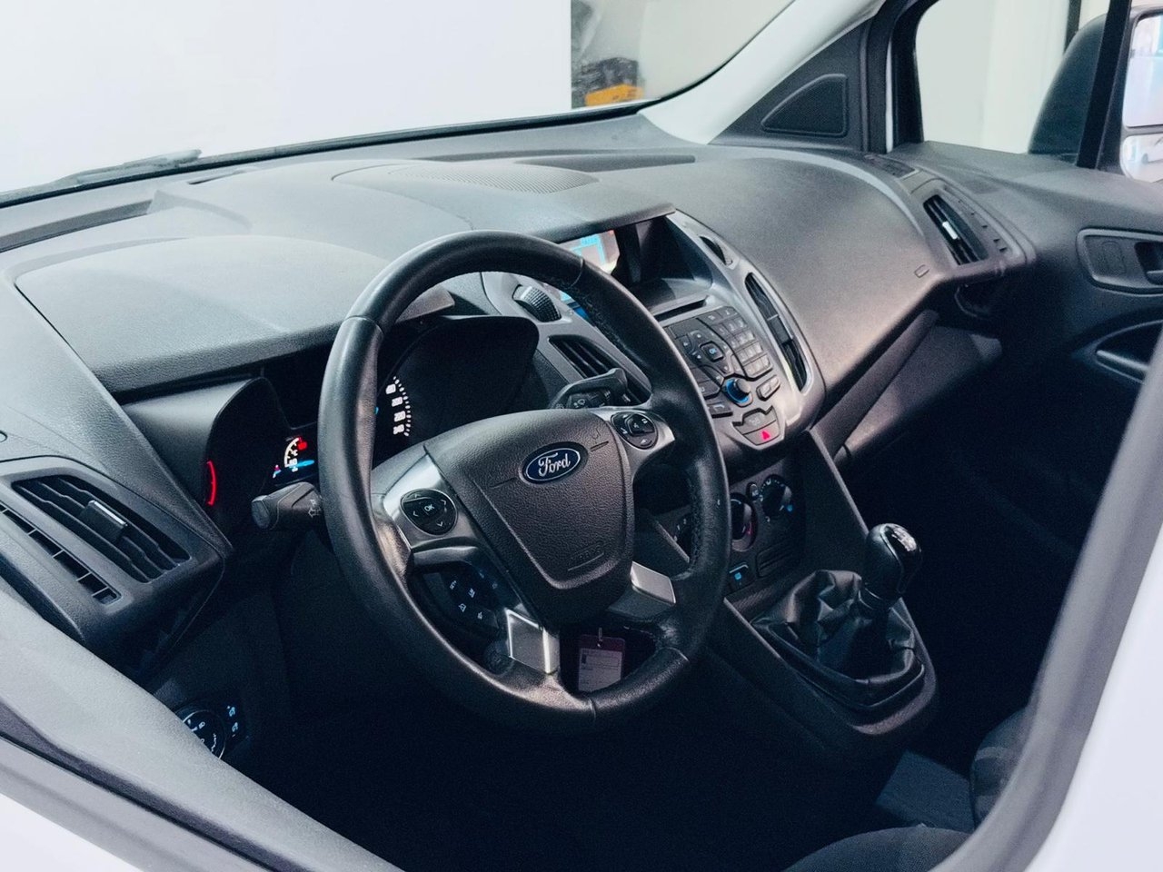 Ford Transit Connect 2015, photo 7/18