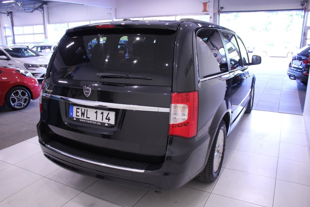 Lancia Voyager 2015, bild 6/10