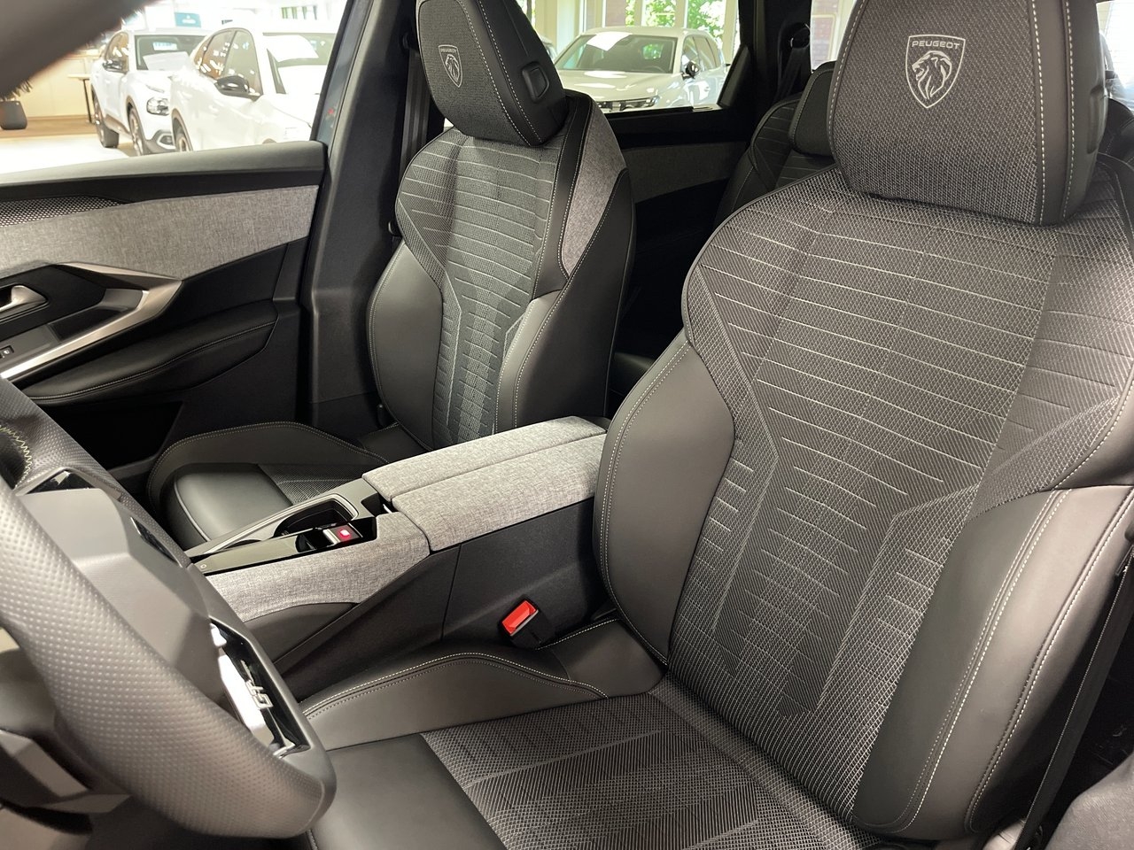 Peugeot 5008 Edition PHEV Aut 2026, bild 6/10