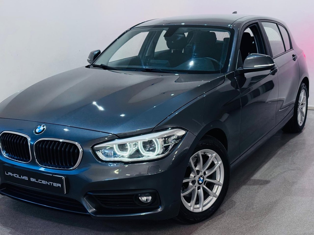BMW 118 i 5-dörrars Advantage 136hk 2019, bild 3/22