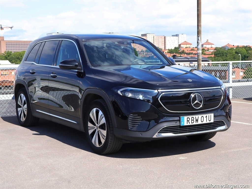 Mercedes-Benz EQB 2023, photo 3/10