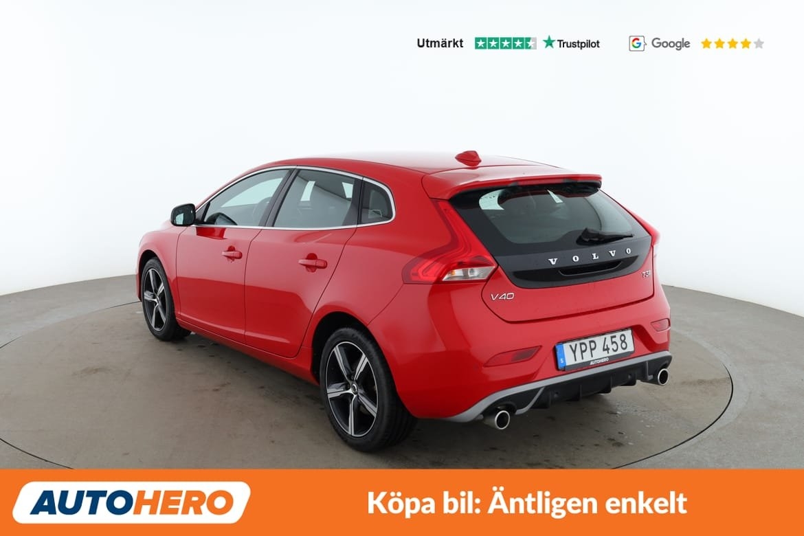 Volvo V40 T3 R-Design / PDC 2019, photo 3/33