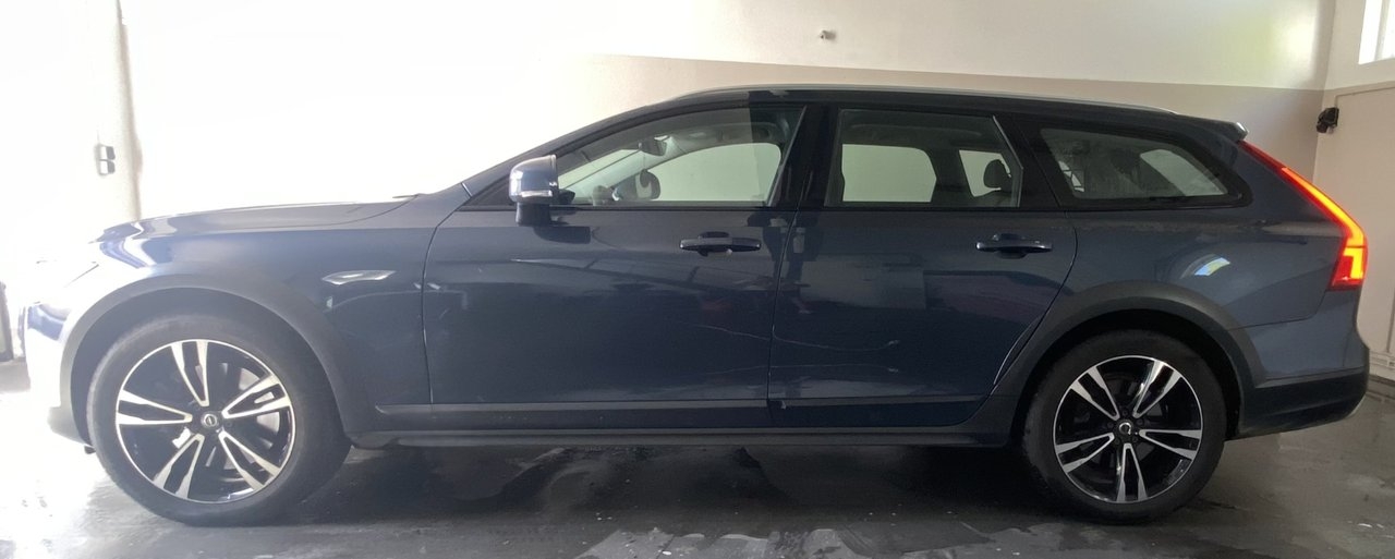 Volvo V90 Cross Country 2018, bild 3/10
