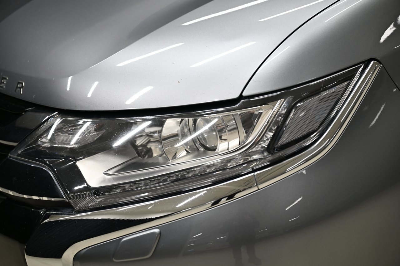 Mitsubishi Outlander PHEV 203HK Plug-in 2016, bild 5/10