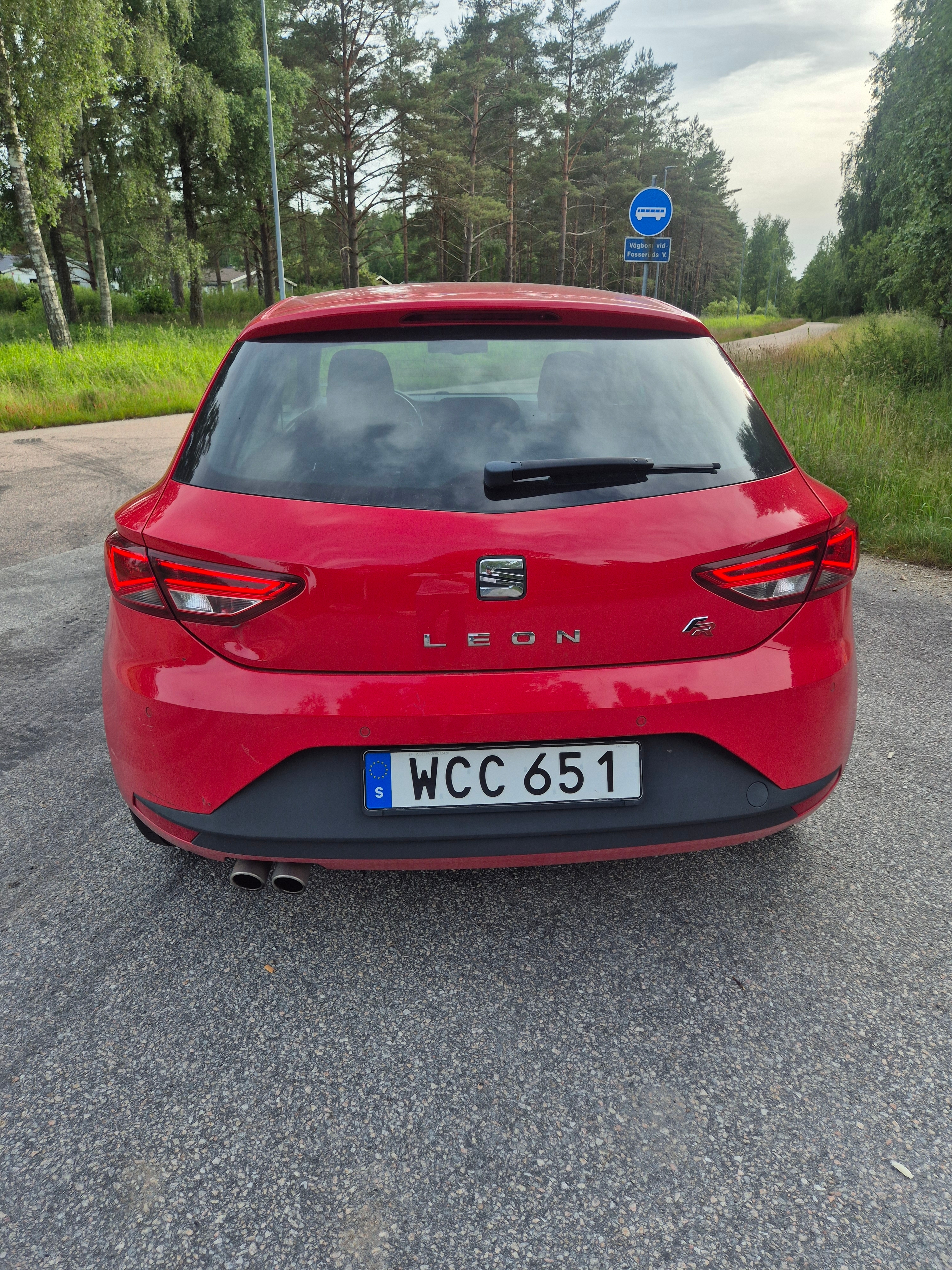 Seat Leon SC 1.4 TSI Manuell 2014, bild 2/7
