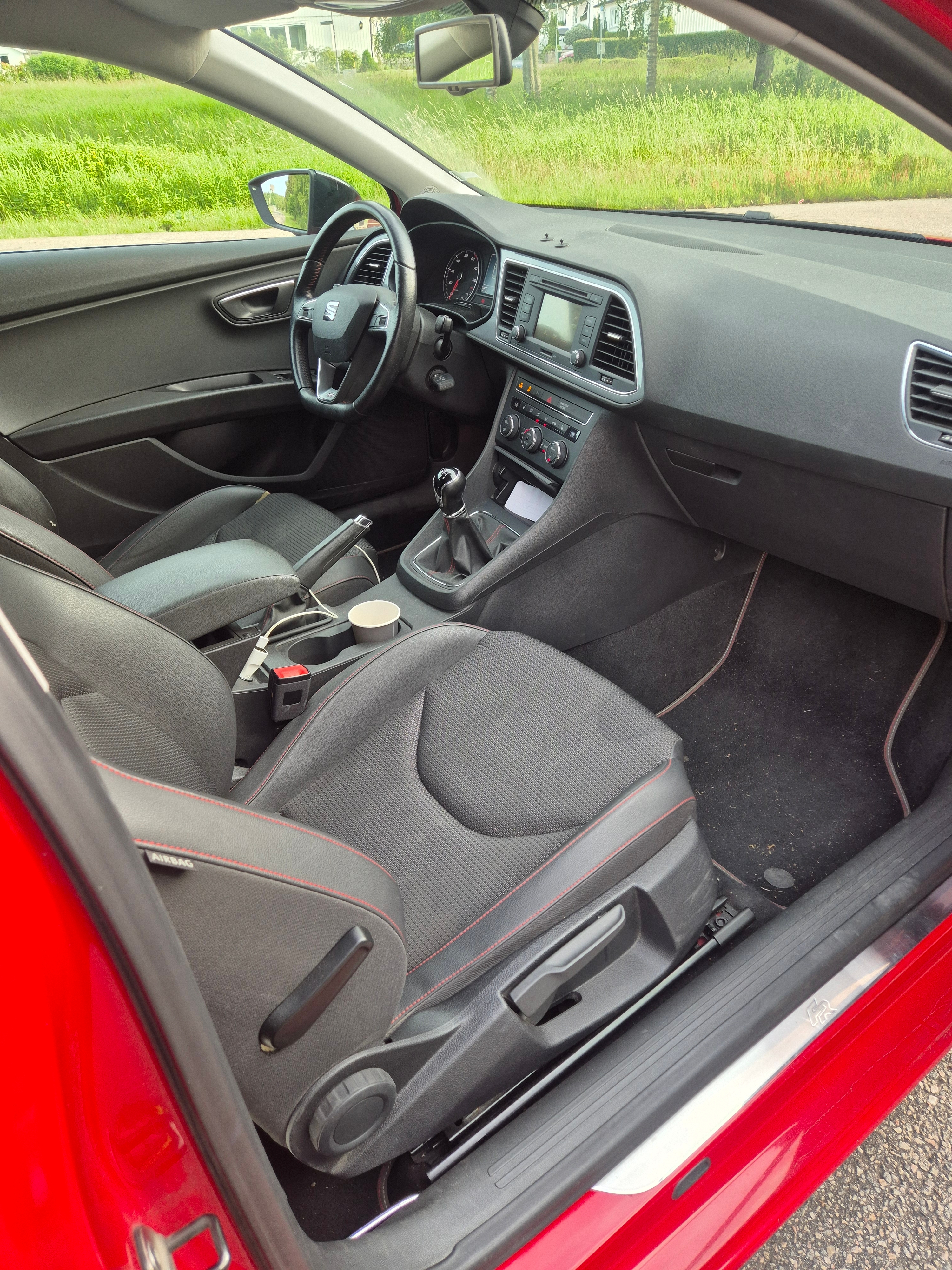 Seat Leon SC 1.4 TSI Manuell 2014, bild 6/7