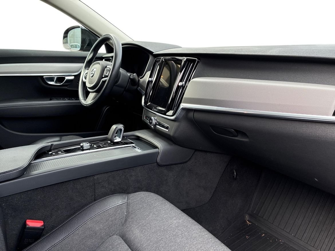 Volvo V90 Cross Country 2022, photo 4/14
