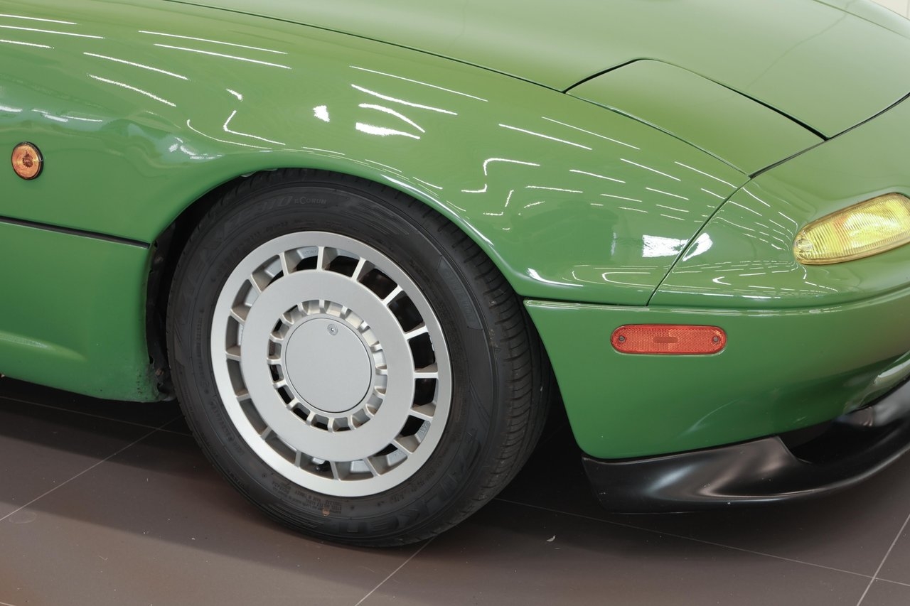 Mazda MX-5 1.8 131hk 1995, bild 7/10