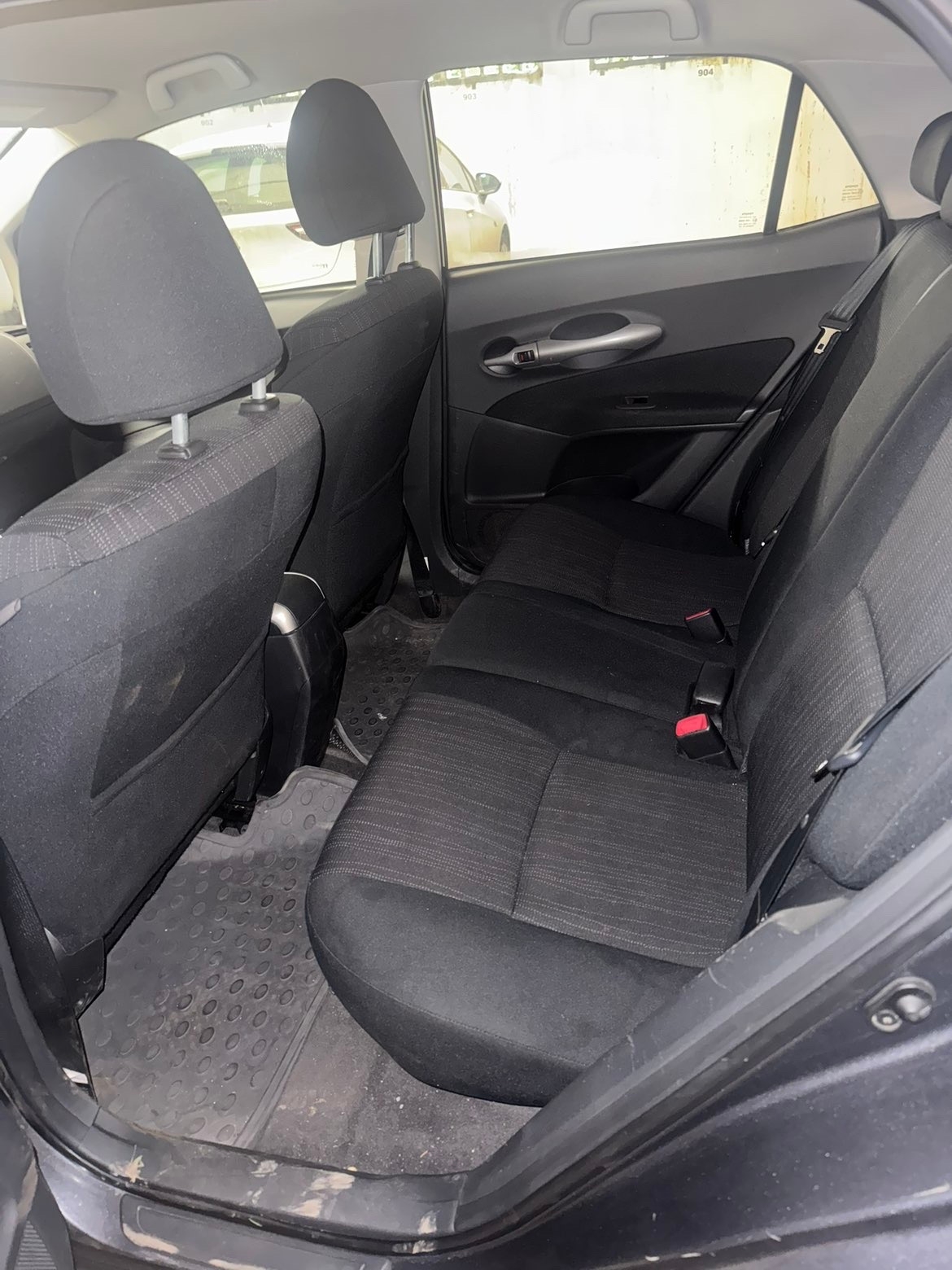 Toyota Auris 2007, photo 6/8