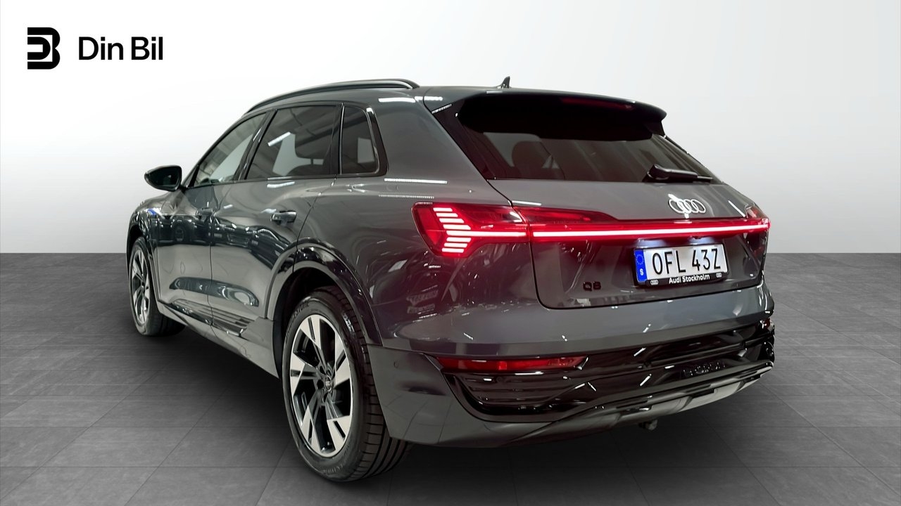 Audi Q8 e-tron 2024, photo 3/10