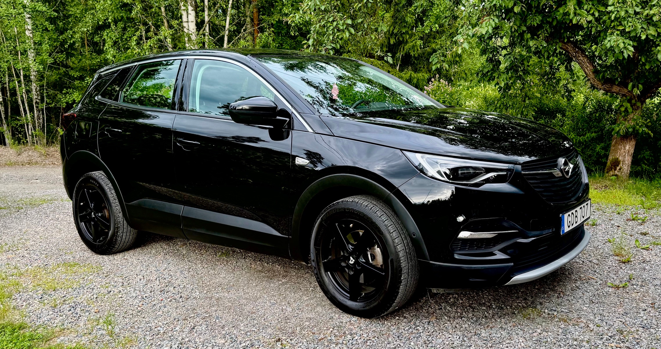 Opel Grandland X 1.2 Turbo Automatisk 2020, kuva 2/10
