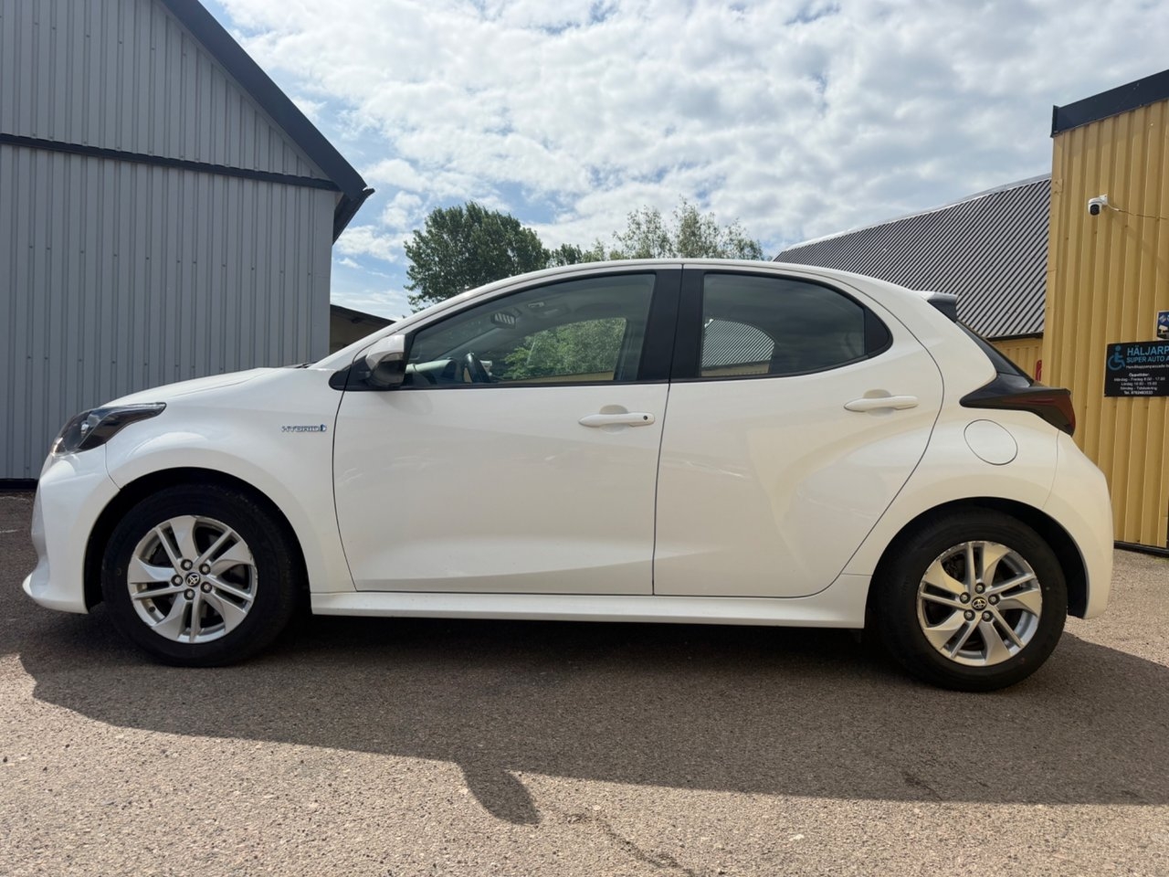 Toyota Yaris Hybrid CVT Active Euro 6 2020, bild 3/10