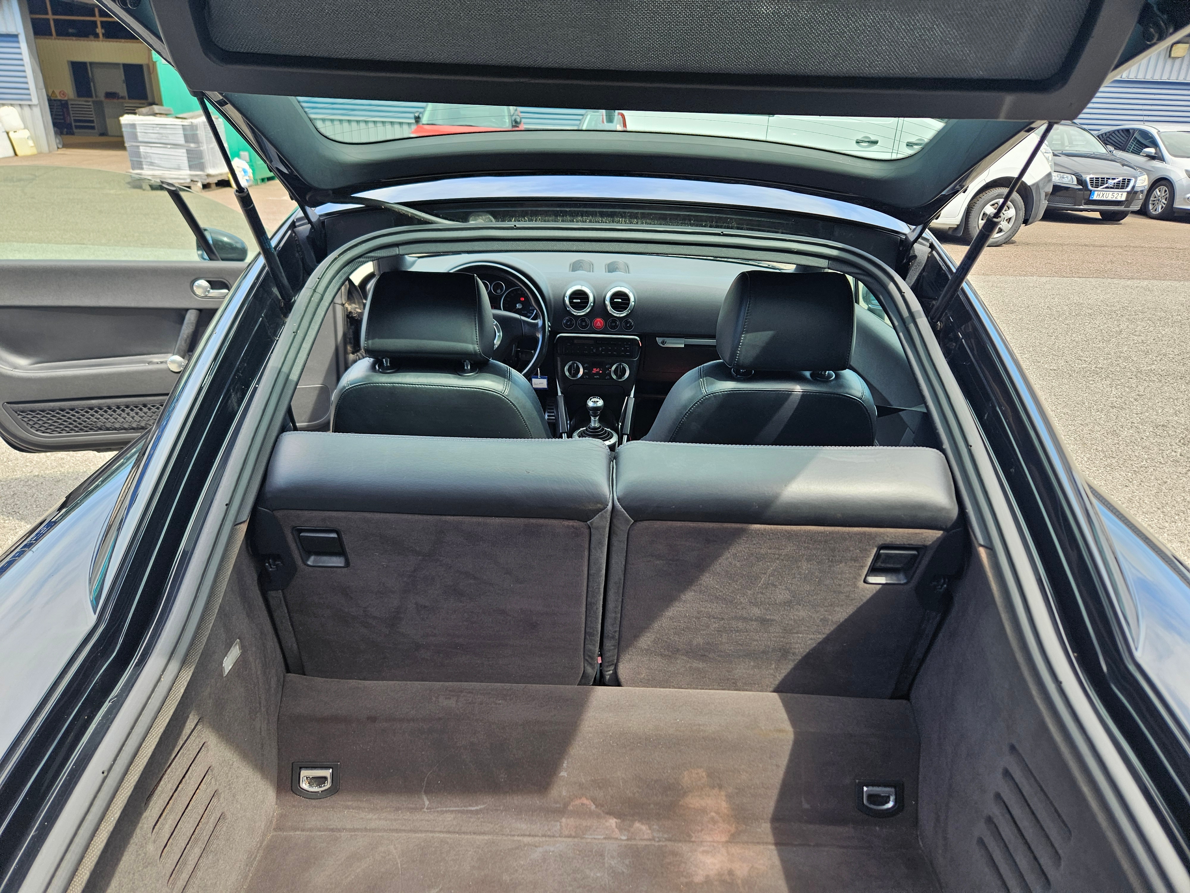 Audi TT Coupé 1.8 T Manuell 2001, photo 7/8