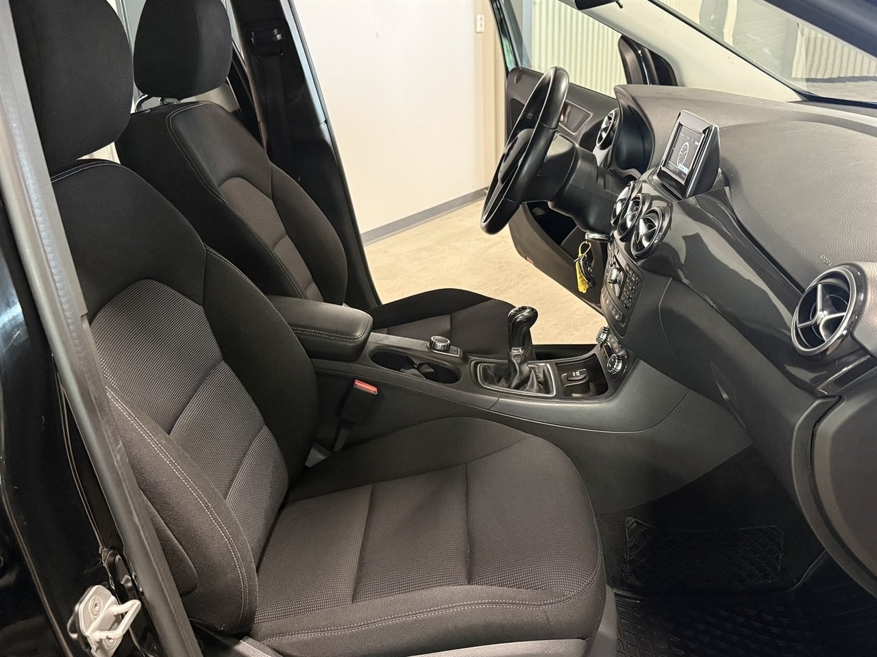 Mercedes-Benz B 180 CDI 109hk 2013, bild 8/8