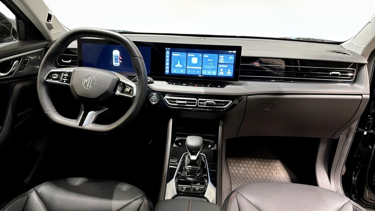 MG HS Luxury Plug-In Hybrid 2024, bild 4/9