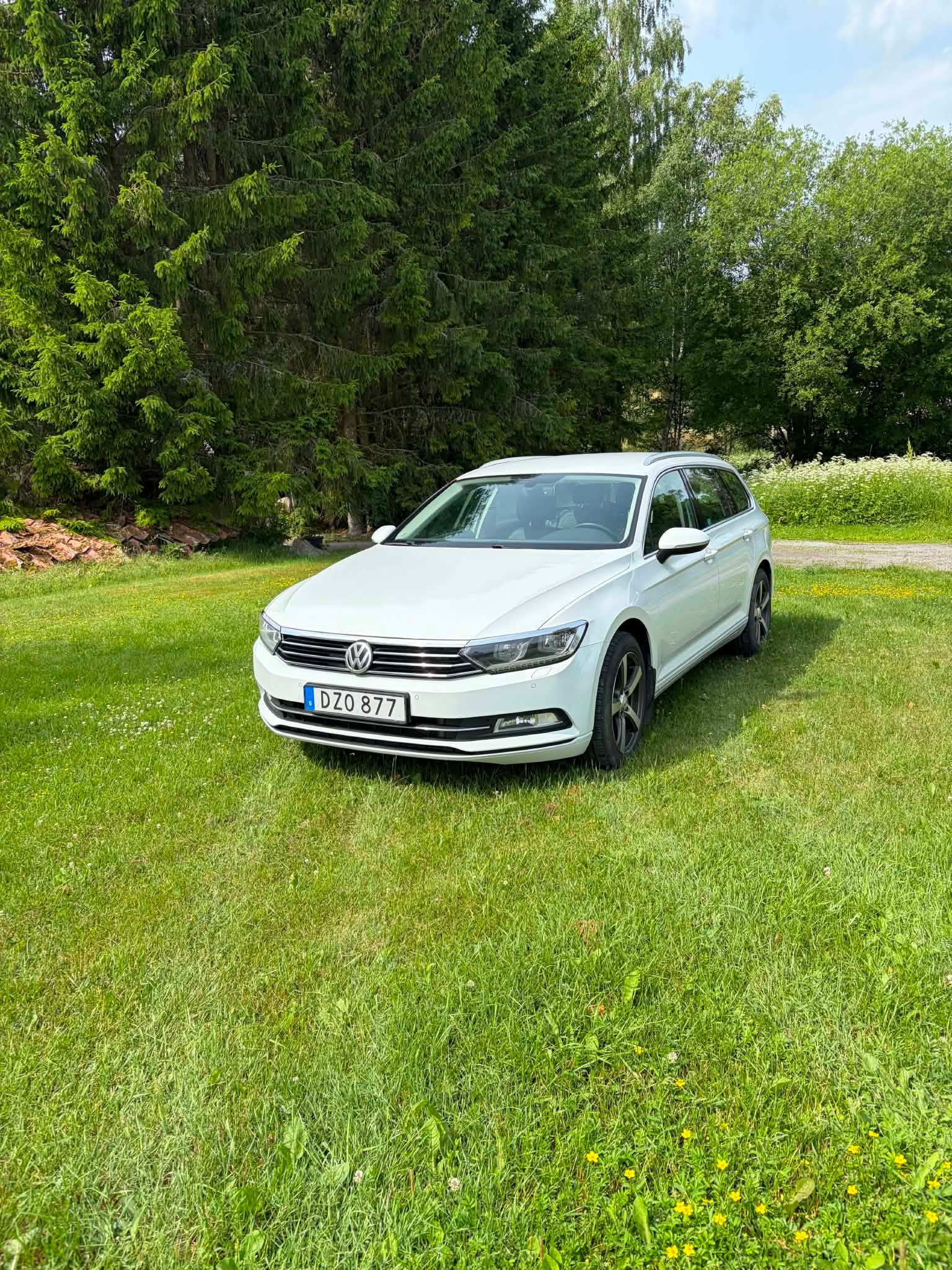 Volkswagen Passat 2015, kuva 2/10
