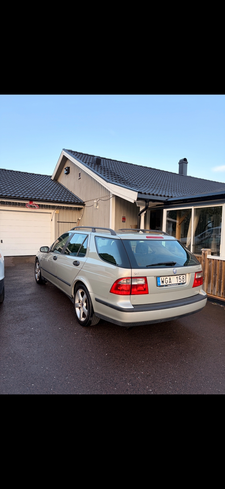 Saab 9-5 SportCombi 2.0 T Manuell 2005, bild 2/6