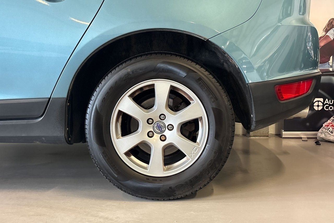 Volvo XC60 2010, kuva 6/10