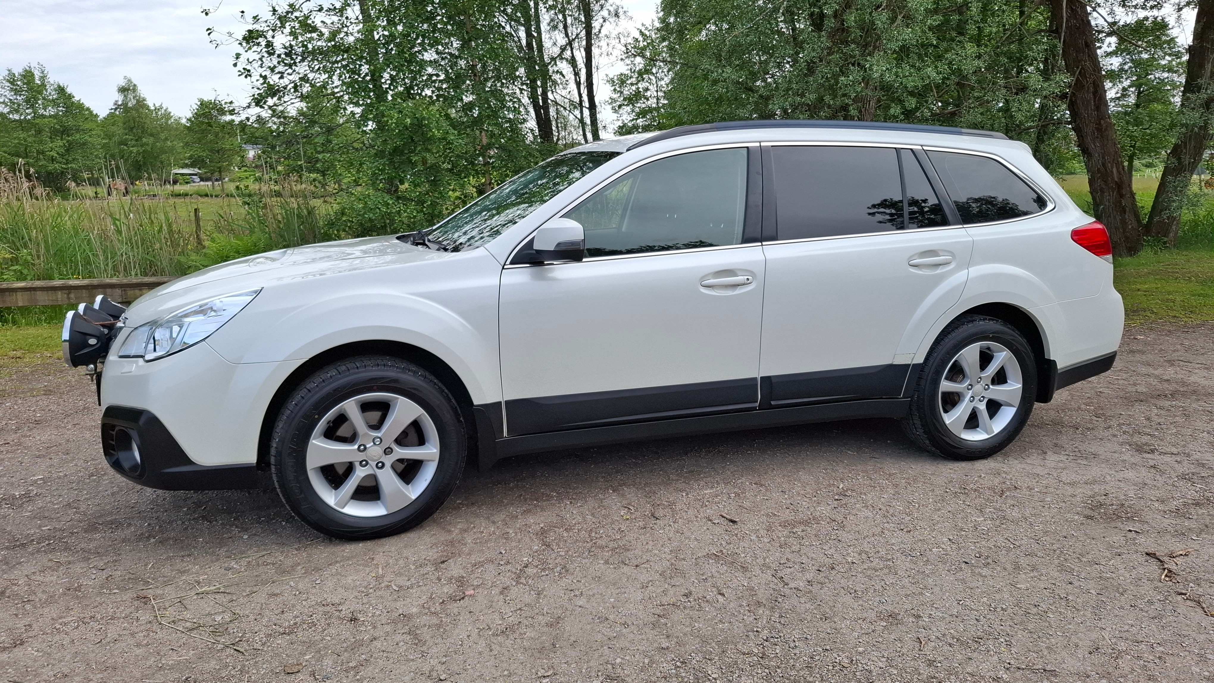 Subaru Outback 2.0 4WD Manuell 2014, bild 3/10
