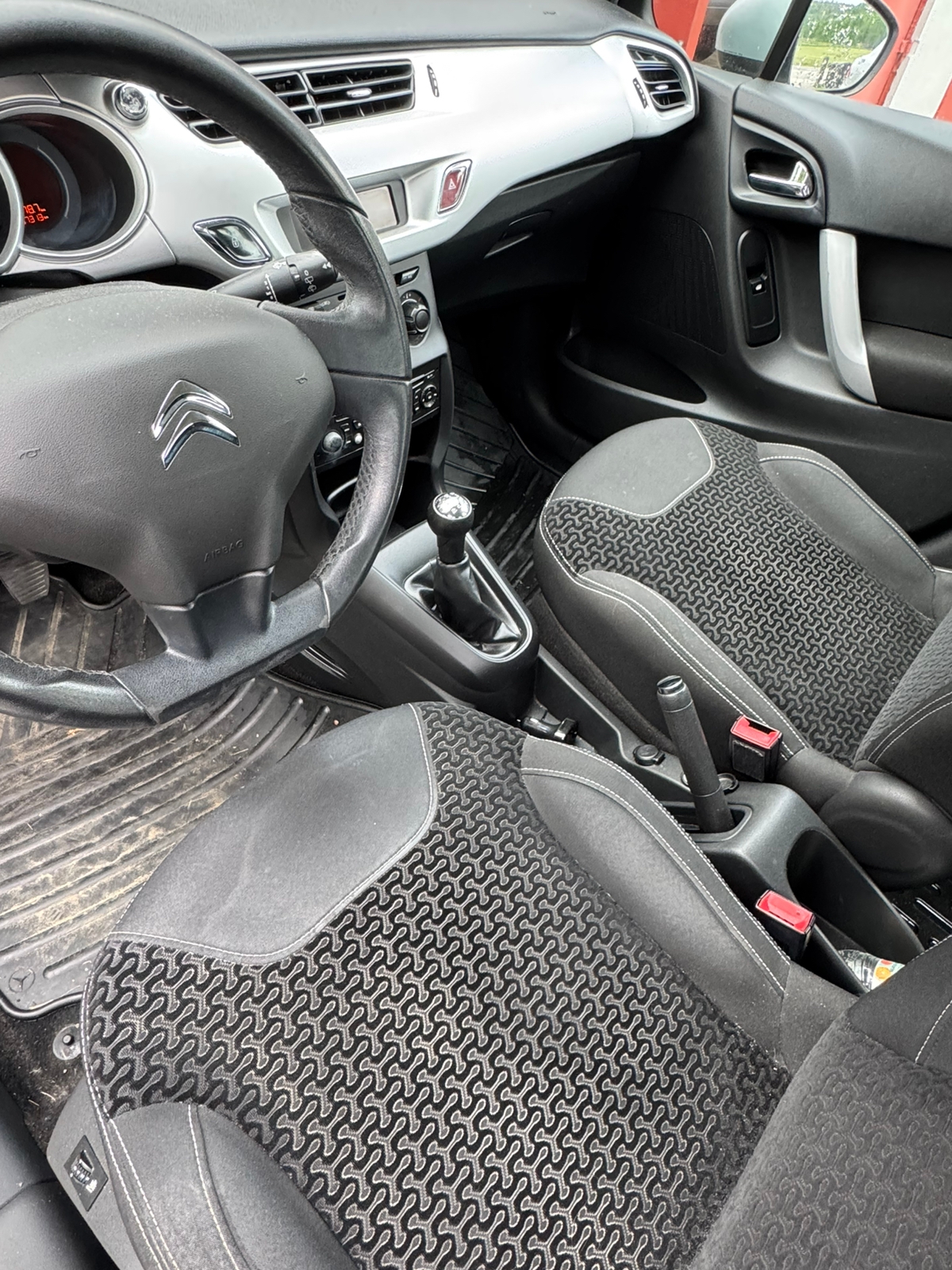 Citroen C3 1.4 VTi 95 Manuell 2010, bild 5/5