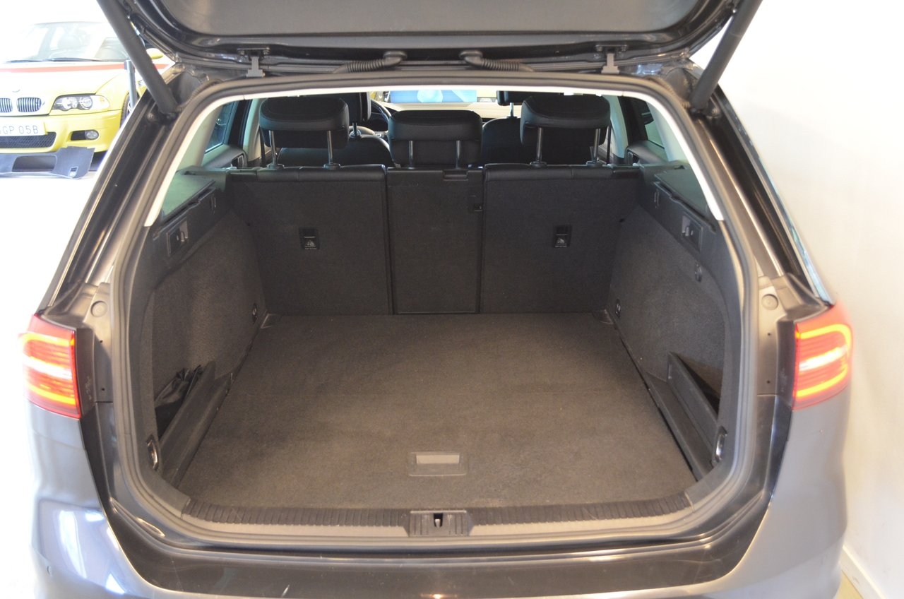 Volkswagen Passat 2018, bild 7/23