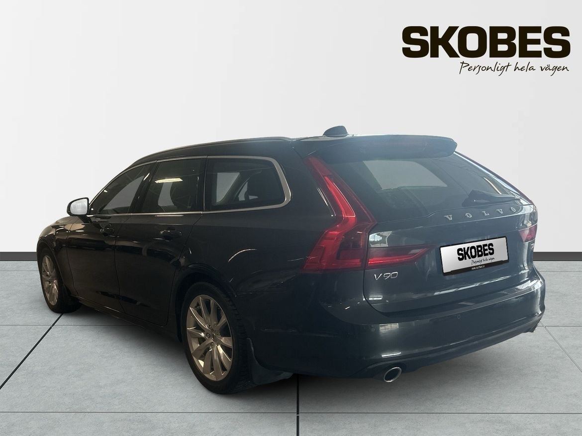 Volvo V90 T4 Momentum Edition 2019, kuva 4/10