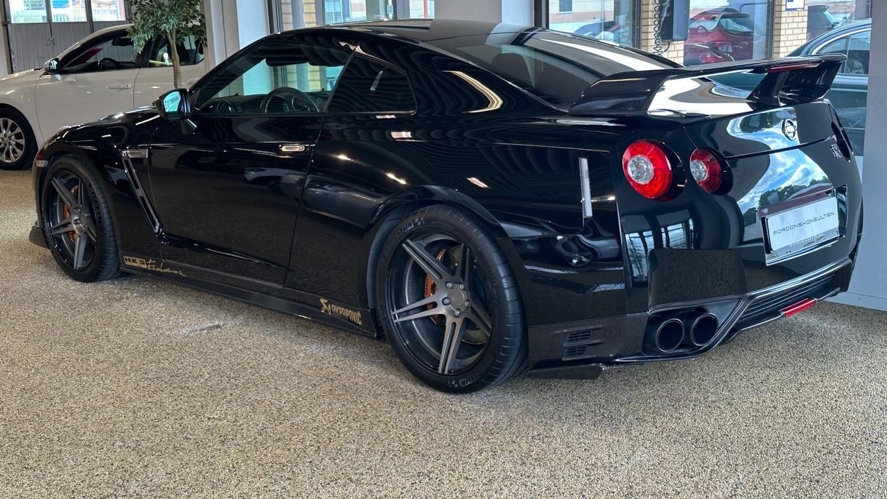 Nissan GT-R 2012, bild 2/15