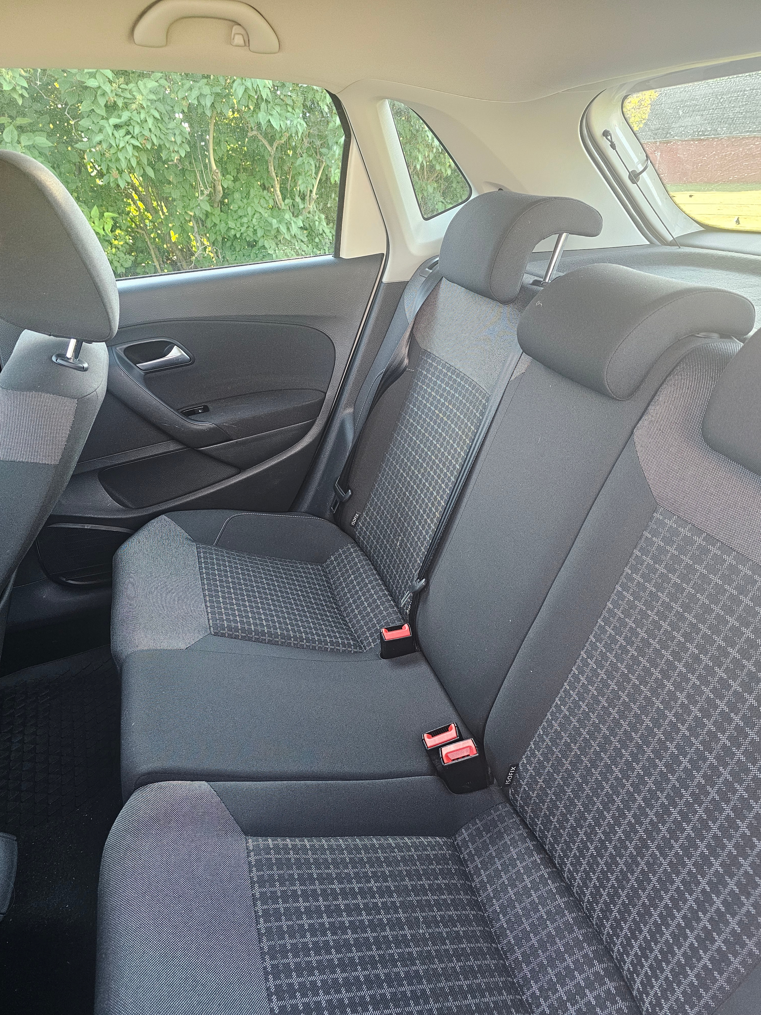 Volkswagen Polo 2016, bild 5/9