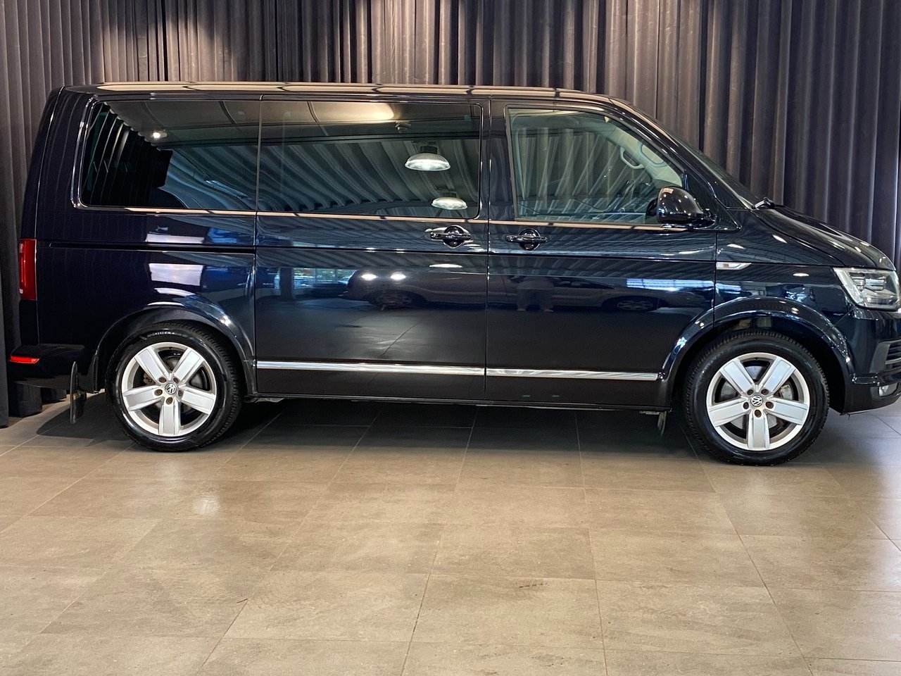 Volkswagen Multivan MOMS /204hK 2017, bild 3/10