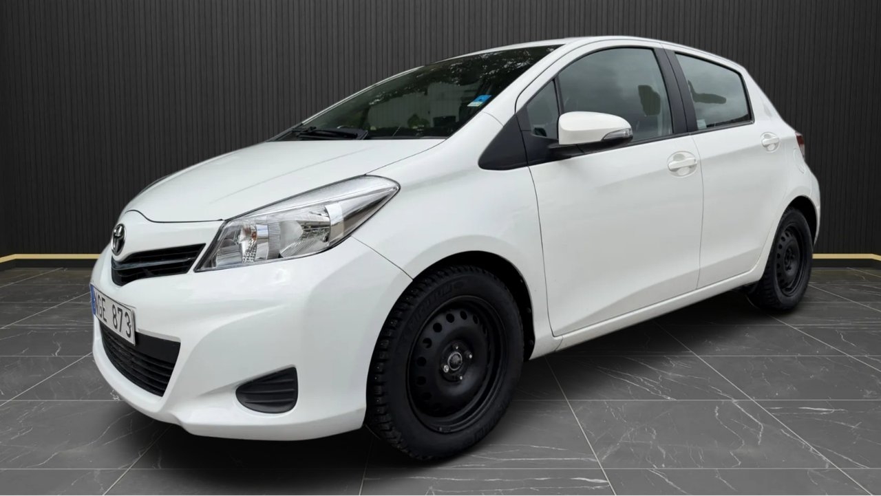 Toyota Yaris 2012, bild 2/8