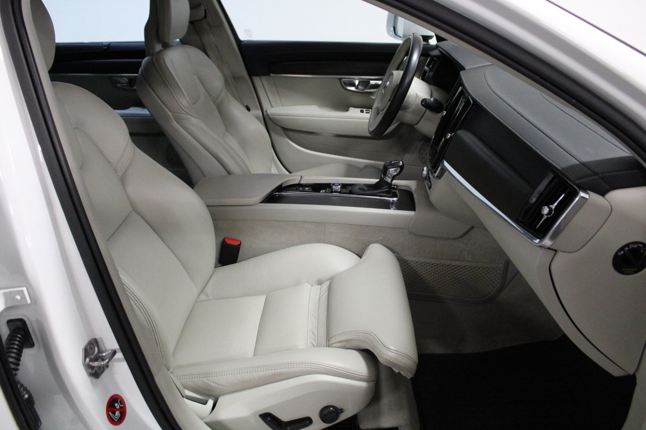 Volvo V90 Cross Country 2018, kuva 7/10