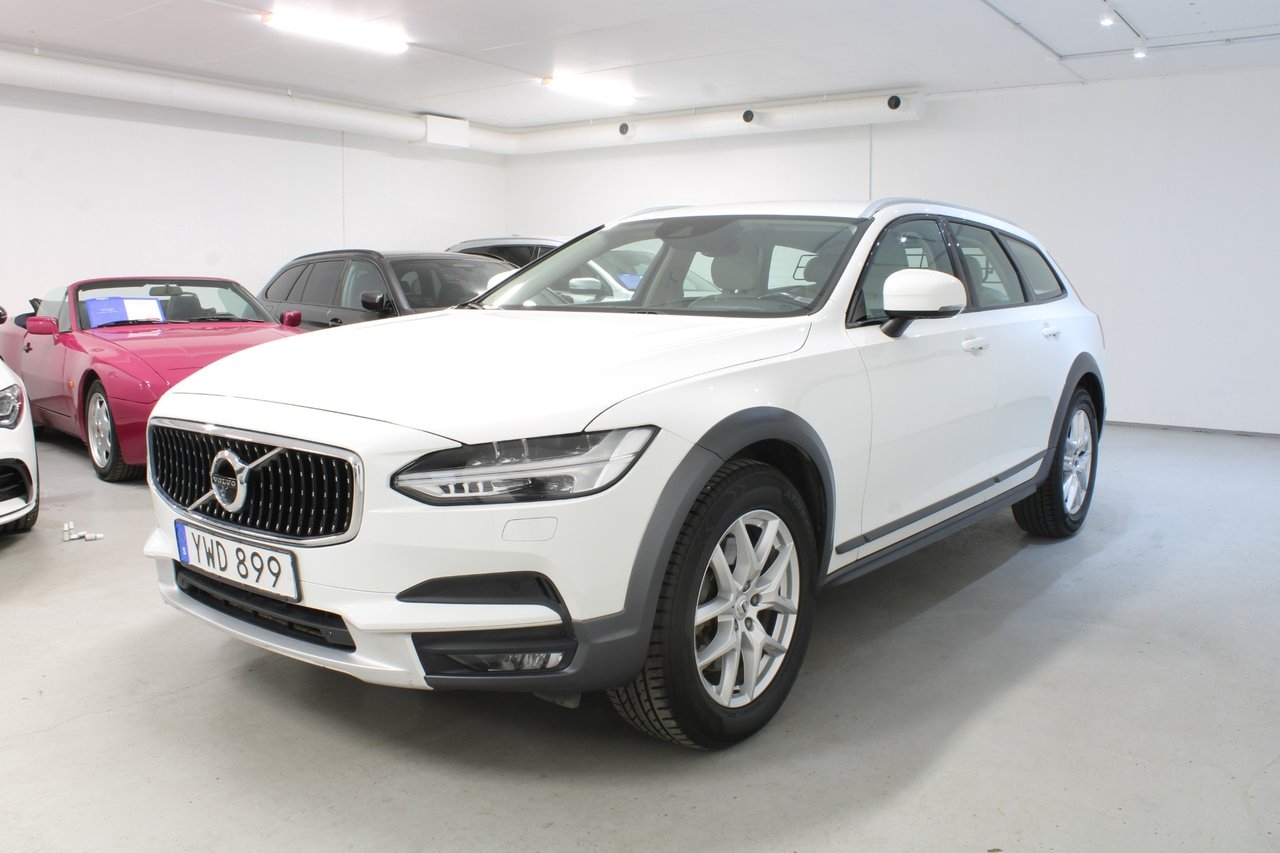 Volvo V90 Cross Country 2018, kuva 4/10