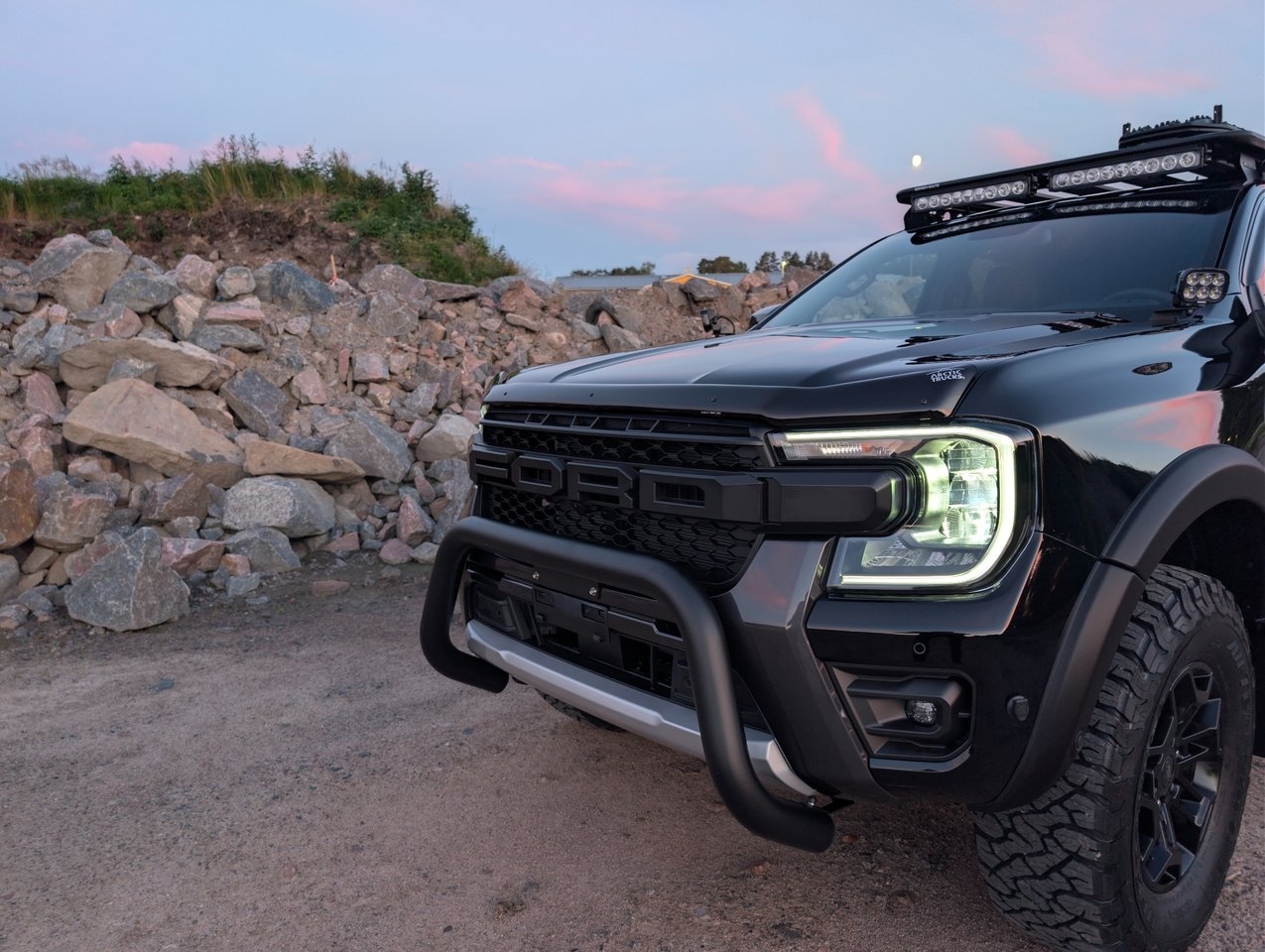 Ford Ranger PHEV Wildtrak Arctic Edition 2026, bild 2/10