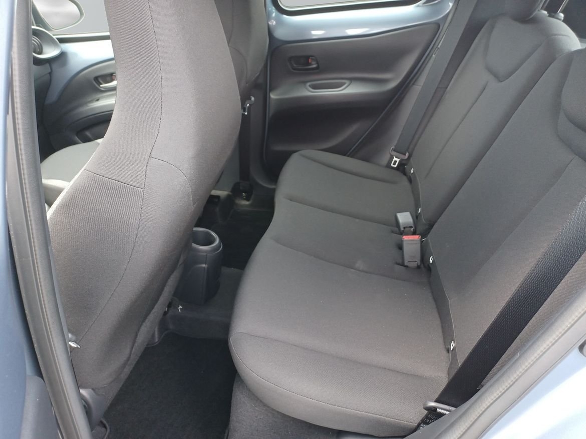 Toyota Aygo X 1.0 Play 2025, bild 7/10