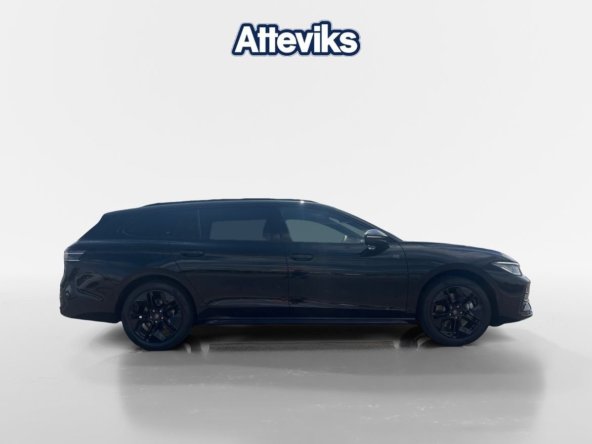 Volkswagen Passat 2026, photo 2/10